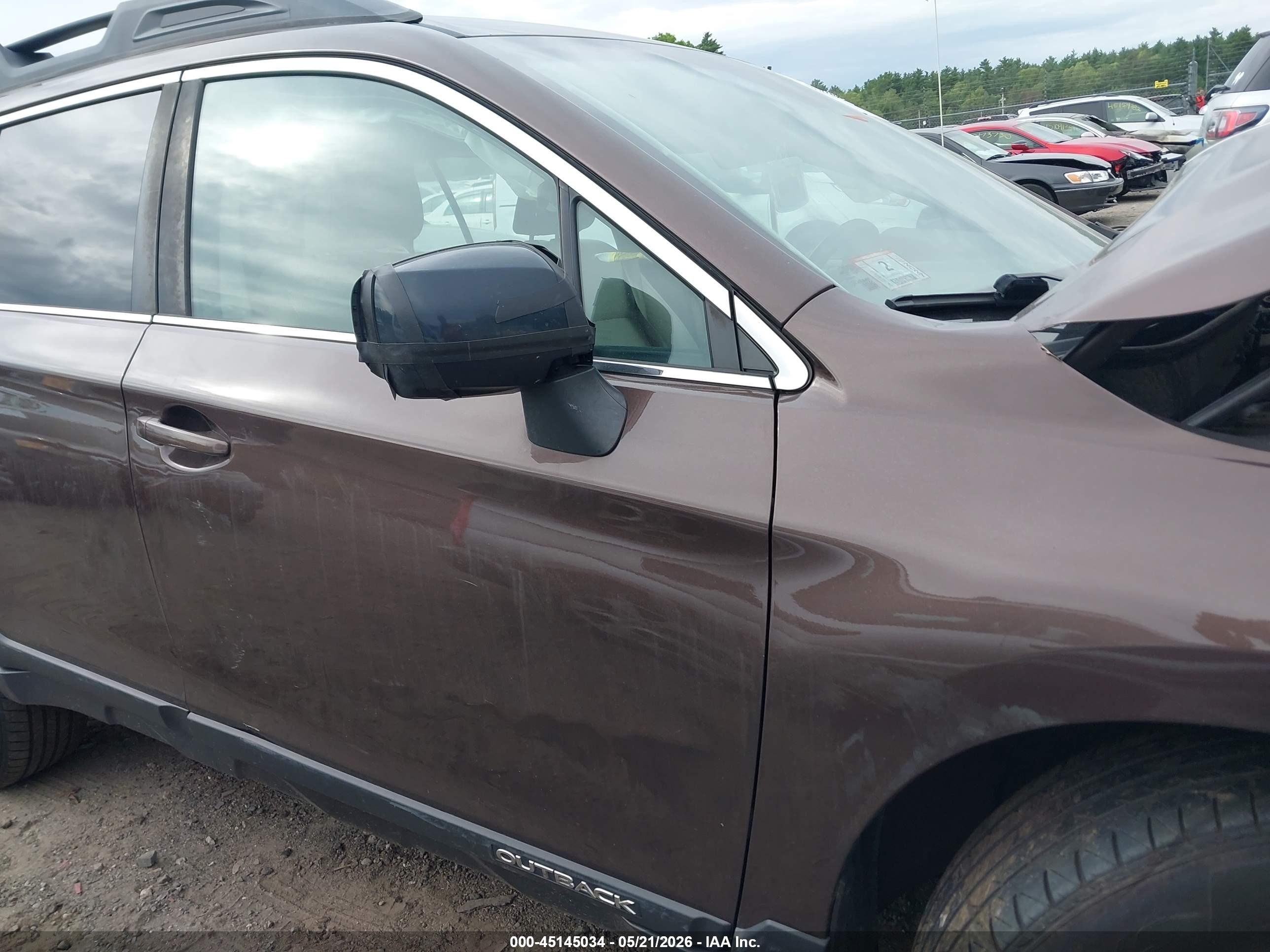 2019 Subaru Outback 2.5i Premium Brown vin: 4S4BSAFC2K3353170