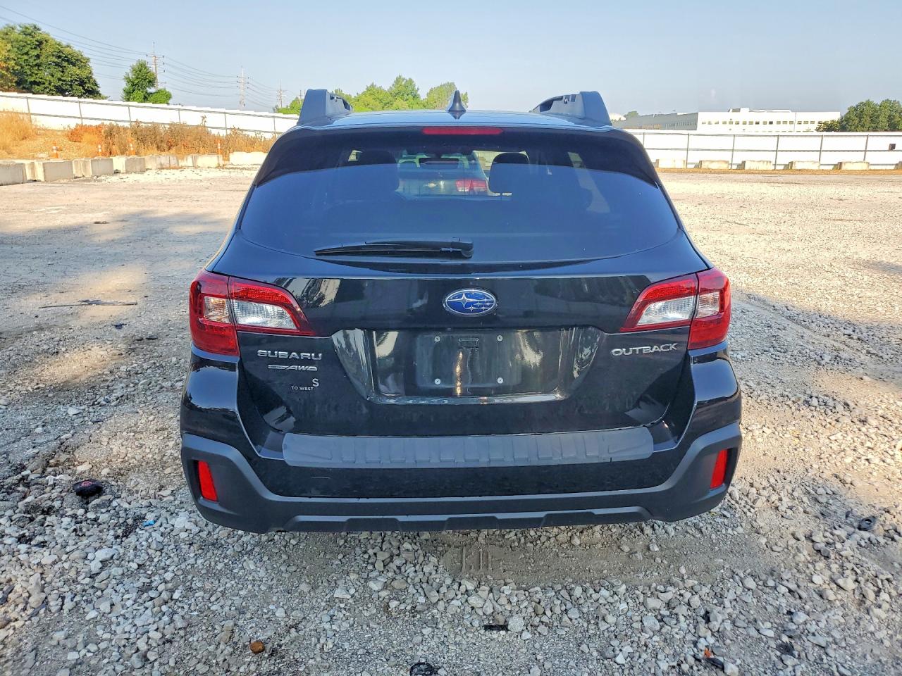 2019 Subaru Outback 2.5i Premium Black vin: 4S4BSAFC5K3267884