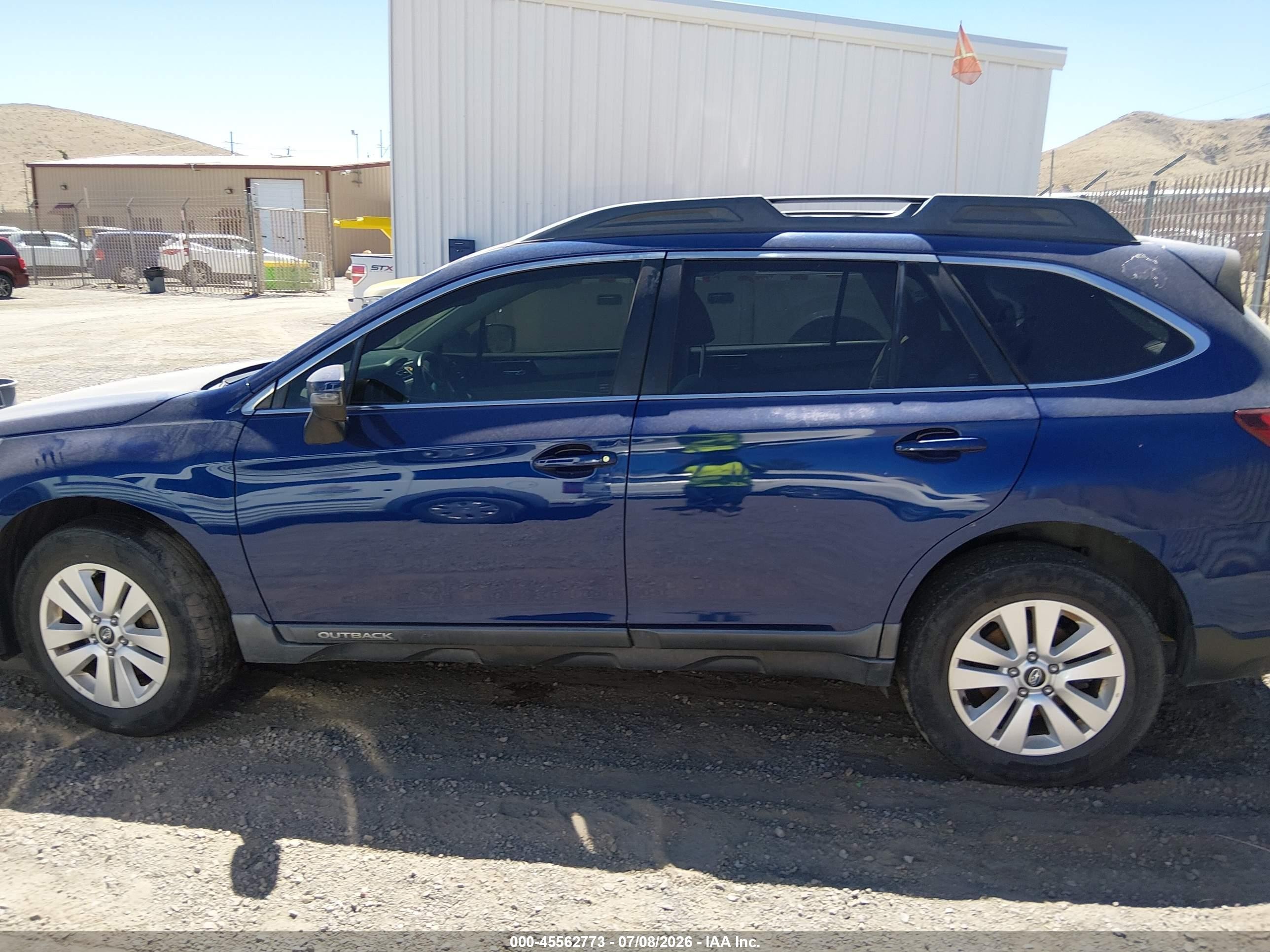 2015 Subaru Outback 2.5i Premium Синий vin: 4S4BSAFC6F3293836