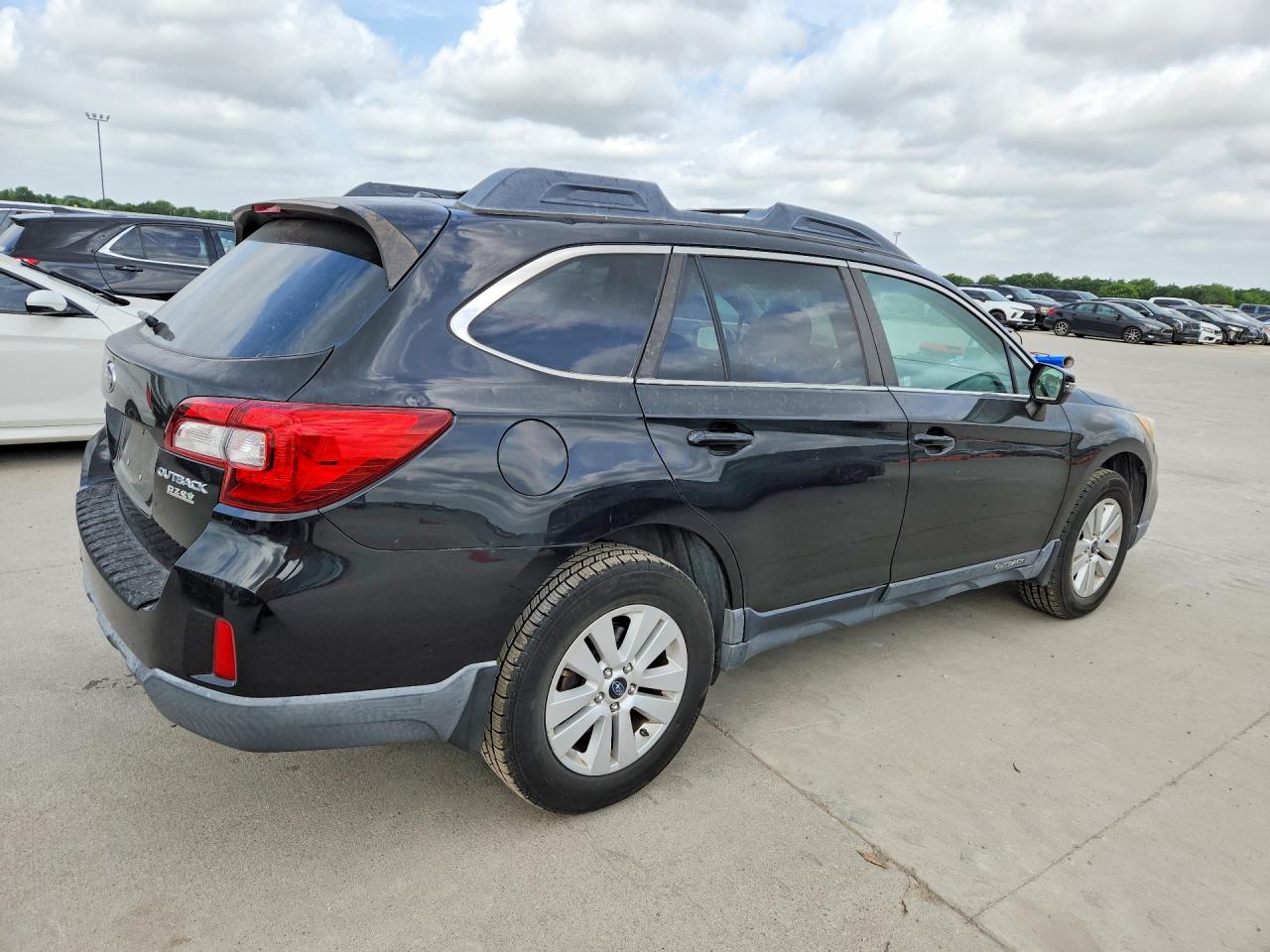 2015 Subaru Outback 2.5i Premium Charcoal vin: 4S4BSAFC7F3305153