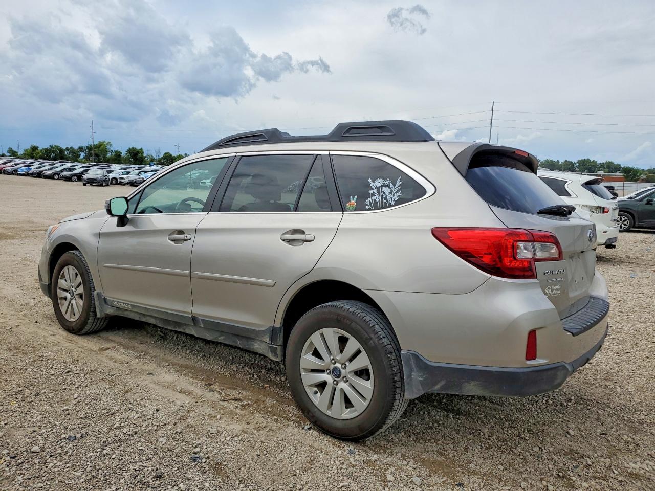 2015 Subaru Outback 2.5i Premium Tan vin: 4S4BSAFC8F3304156