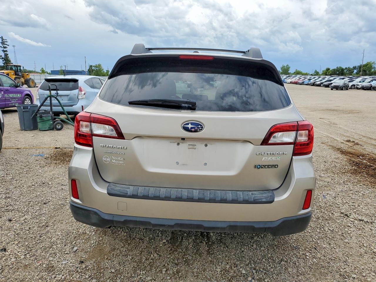 2015 Subaru Outback 2.5i Premium Tan vin: 4S4BSAFC8F3304156