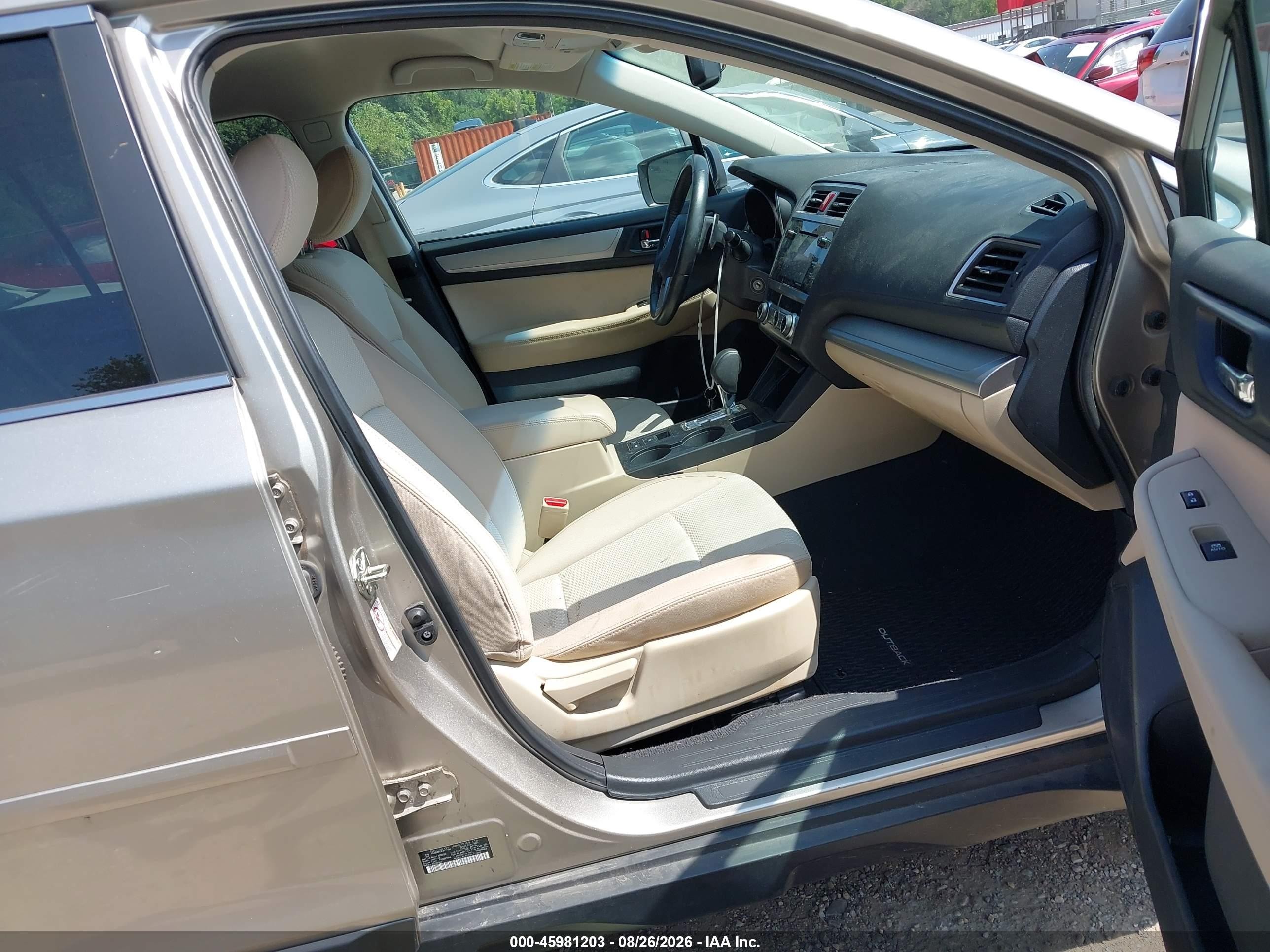 2015 Subaru Outback 2.5i Premium Silver vin: 4S4BSAFC8F3311897