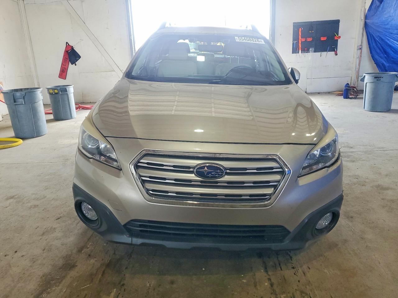 2017 Subaru Outback 2.5i Premium Gold vin: 4S4BSAFC8H3347446