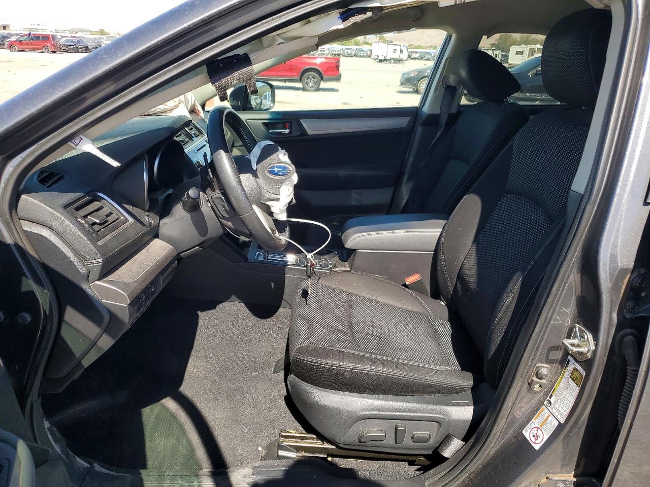 2019 Subaru Outback 2.5i Premium Gray vin: 4S4BSAFC8K3260976