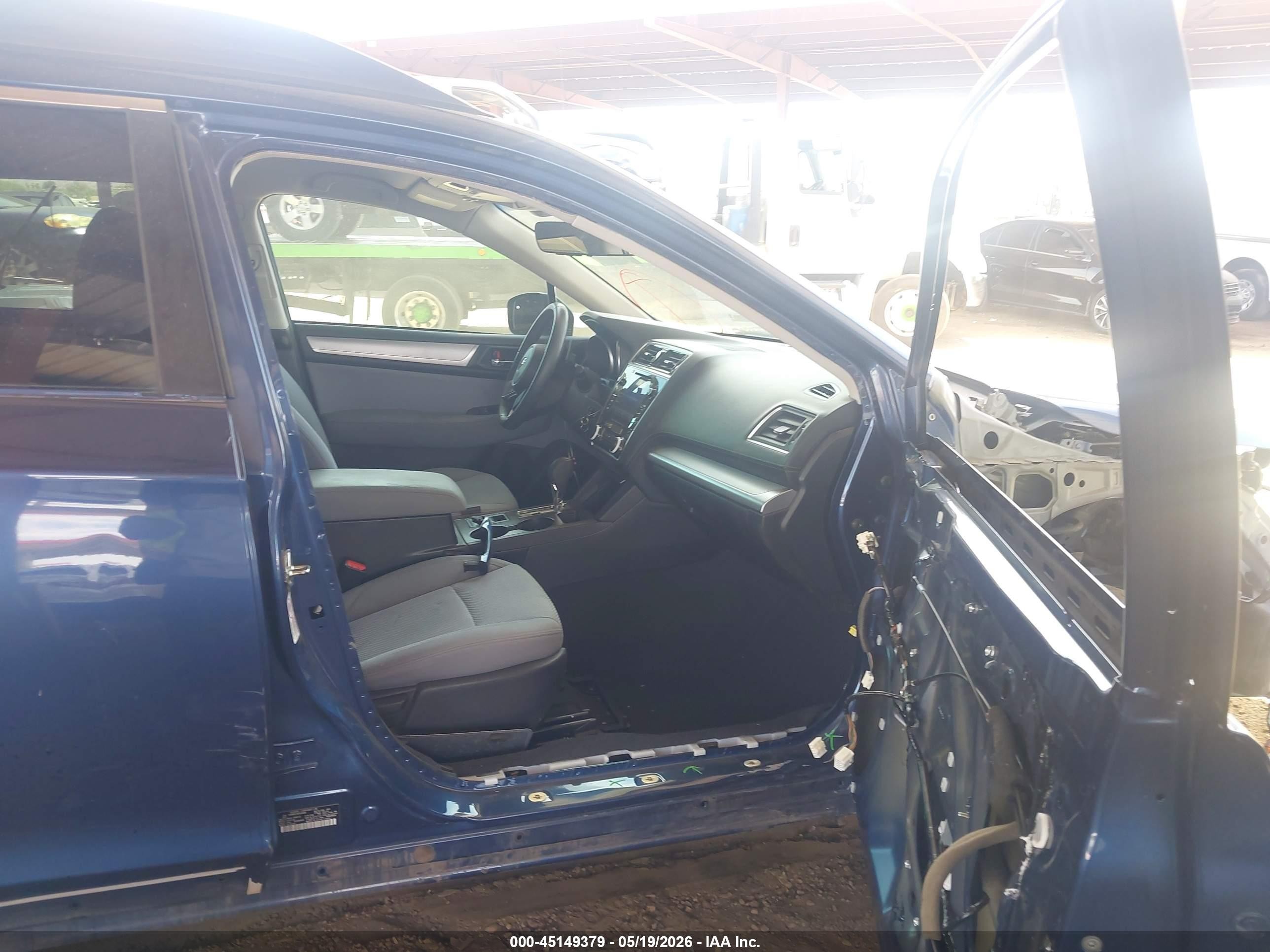 2019 Subaru Outback 2.5i Premium Blue vin: 4S4BSAFC9K3248383