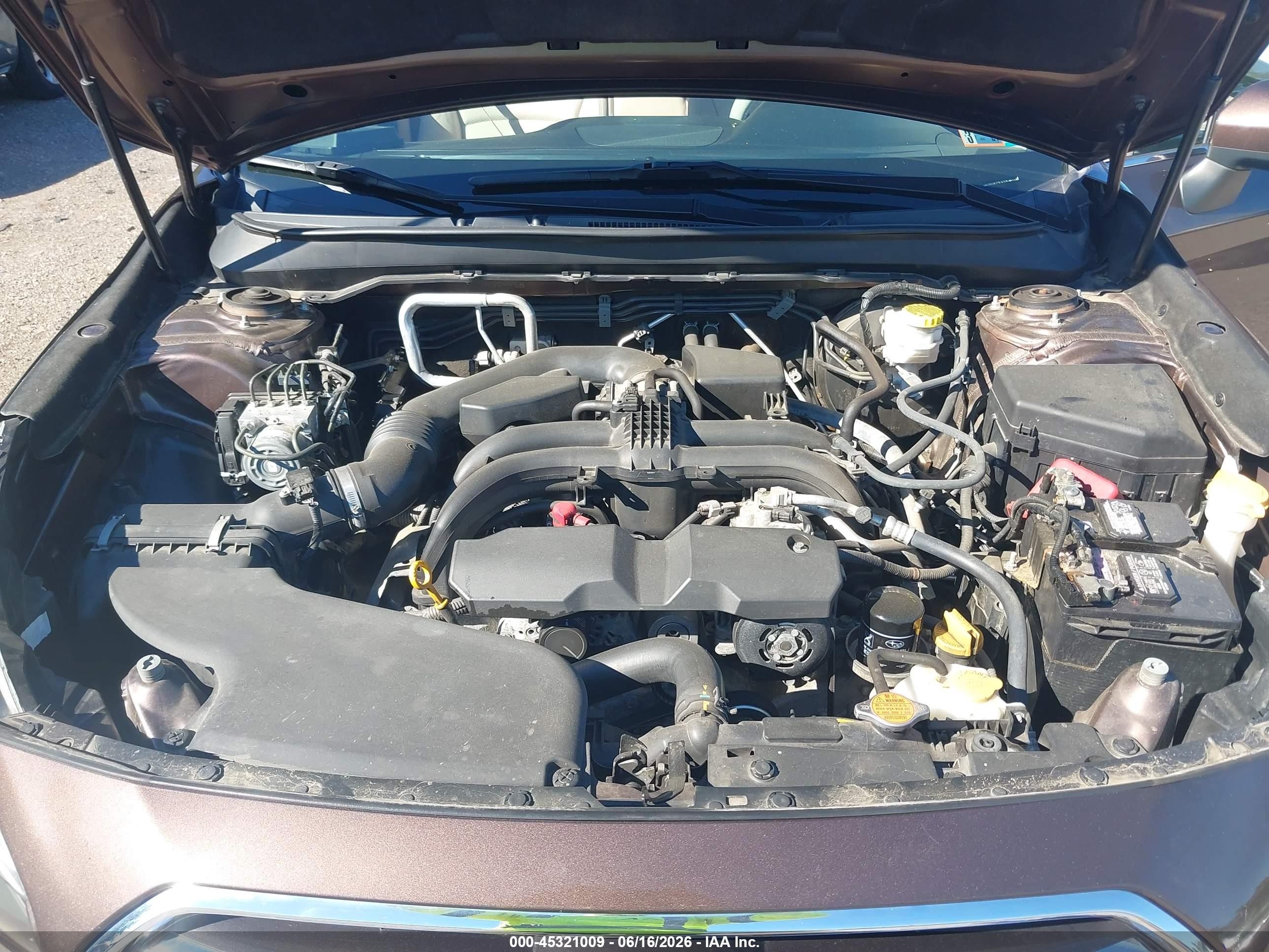 2019 Subaru Outback 2.5i Premium Brown vin: 4S4BSAFC9K3357037