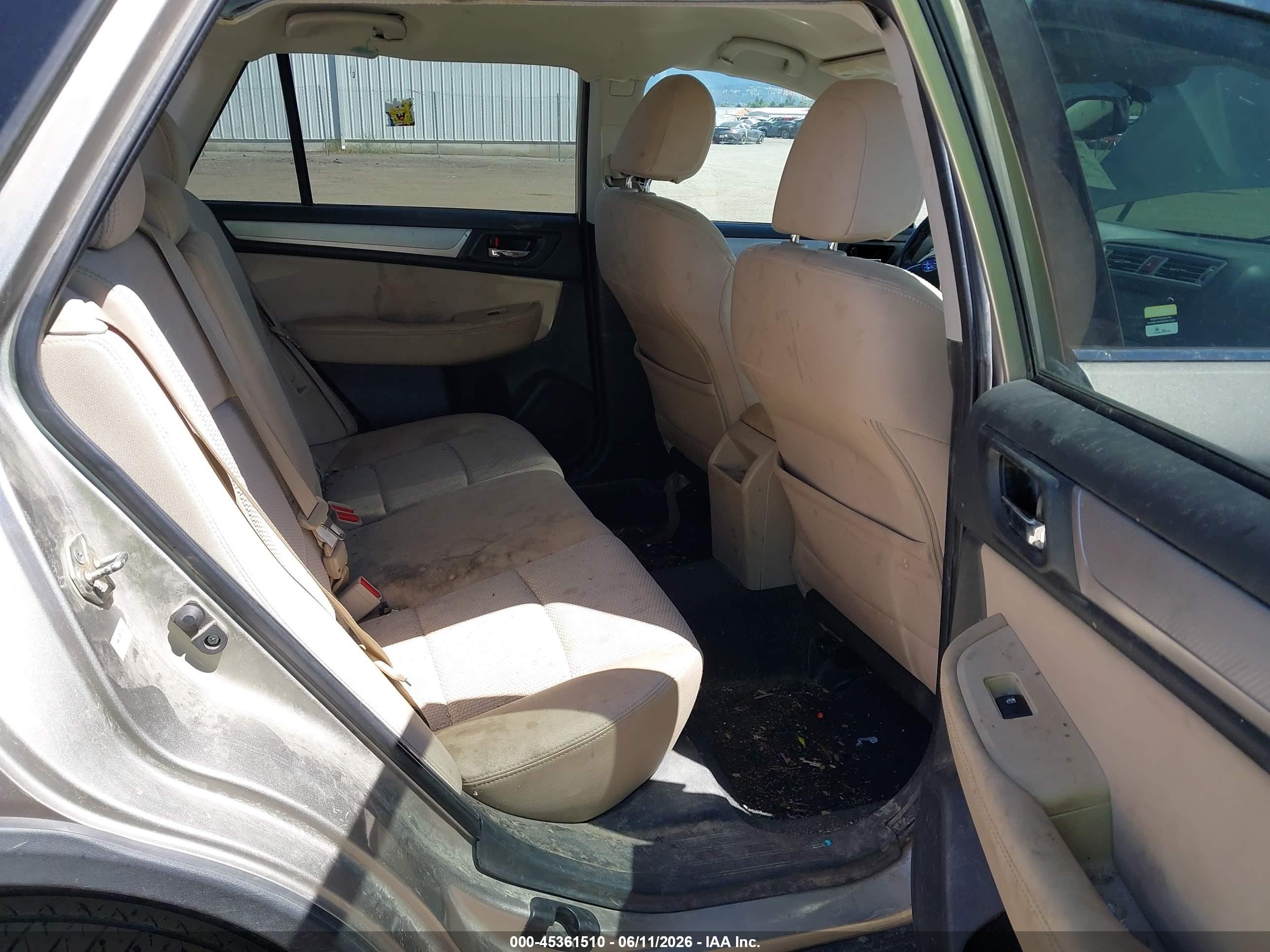 2015 Subaru Outback 2.5i Premium Gold vin: 4S4BSAFCXF3295685