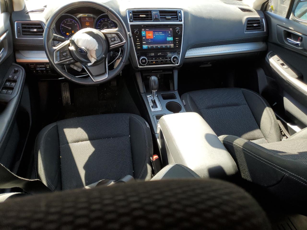 2019 Subaru Outback 2.5i Premium Gray vin: 4S4BSAFCXK3207289