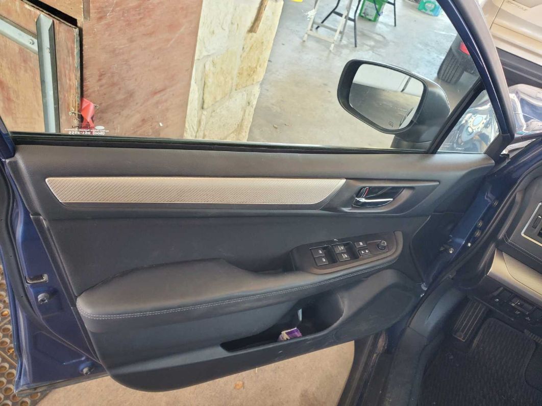 2019 Subaru Outback 2.5i Premium vin: 4S4BSAFCXK3283515