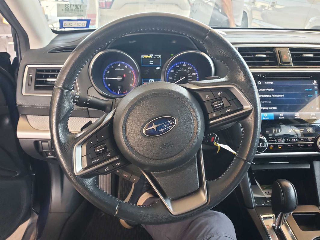 2019 Subaru Outback 2.5i Premium vin: 4S4BSAFCXK3283515