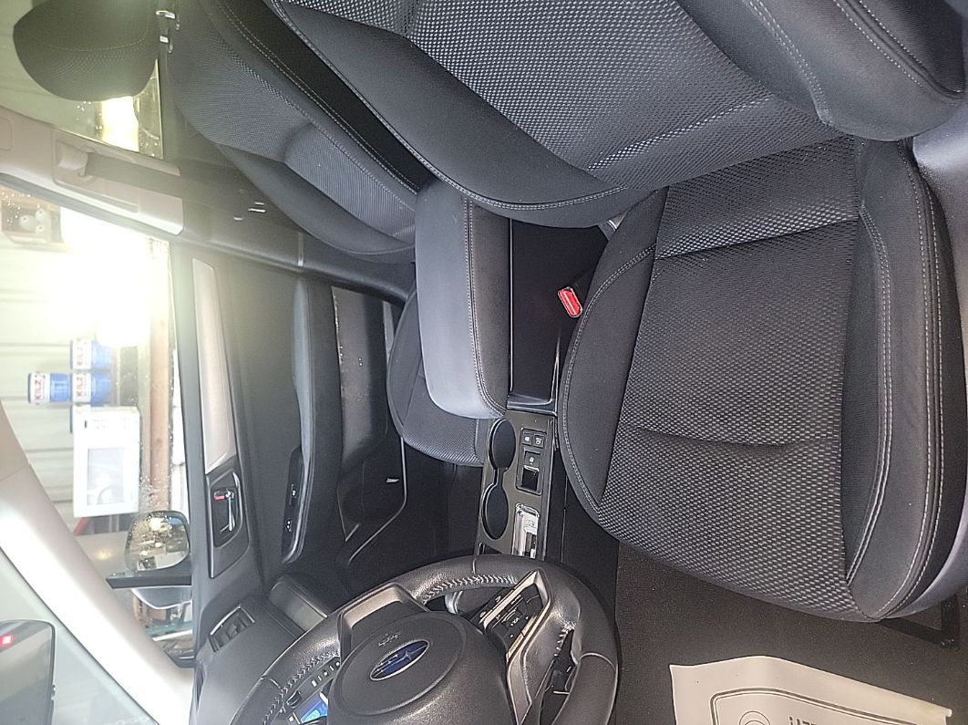 2019 Subaru Outback 2.5i Premium vin: 4S4BSAFCXK3283515