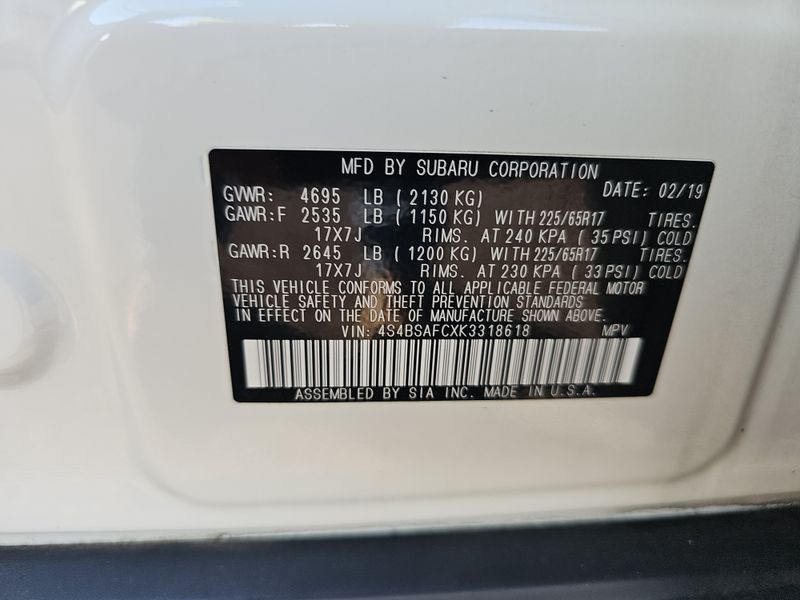 2019 Subaru Outback 2.5i Premium vin: 4S4BSAFCXK3318618