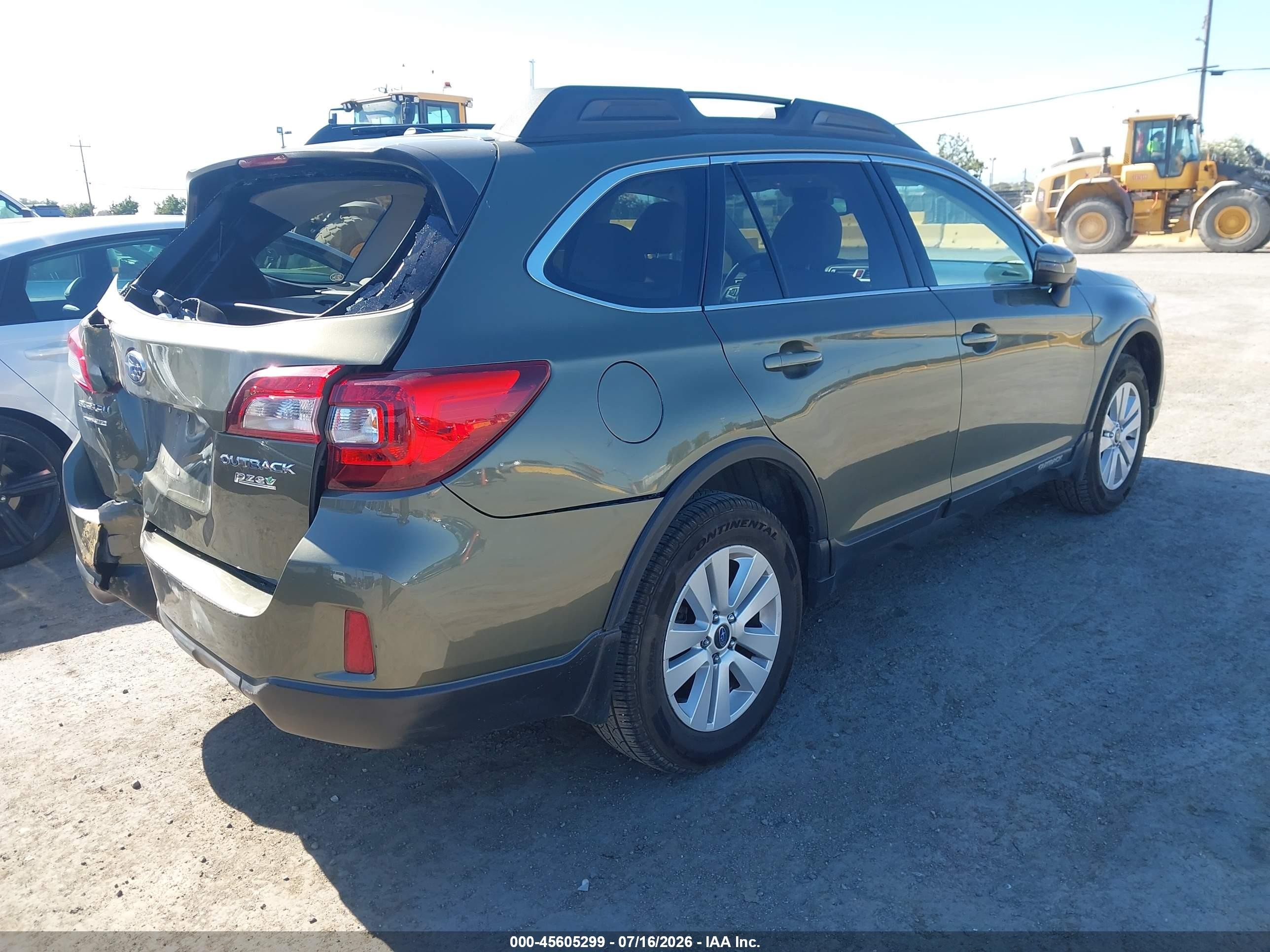 2015 Subaru Outback 2.5i Premium Green vin: 4S4BSAHC1F3250650