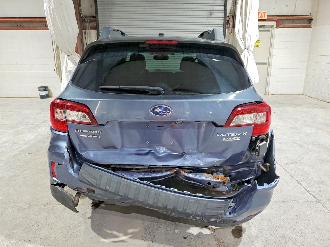 2015 Subaru Outback 2.5i Premium Синий vin: 4S4BSAHC4F3227069