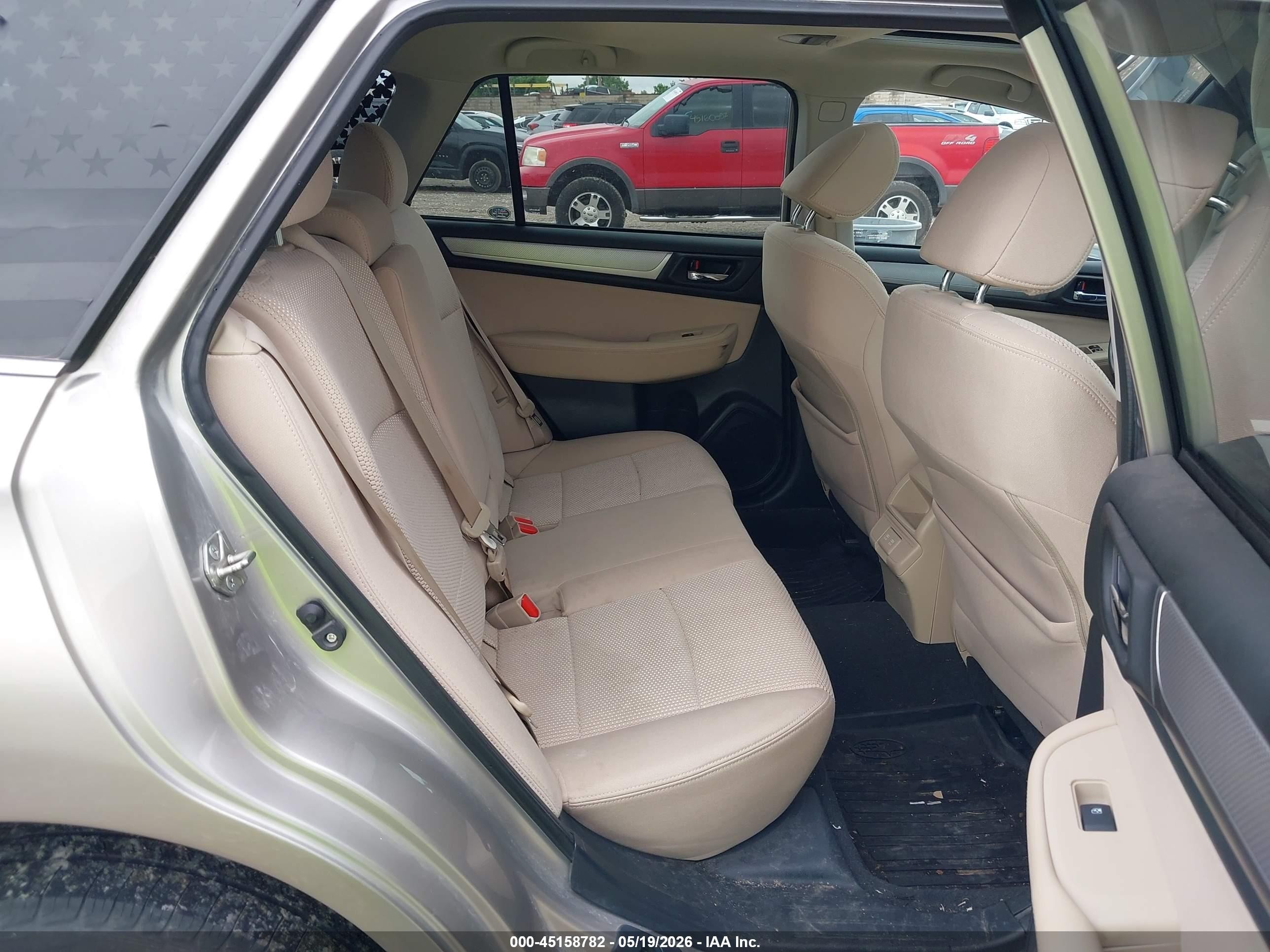 2019 Subaru Outback 2.5i Premium Бежевый vin: 4S4BSAHC4K3302296