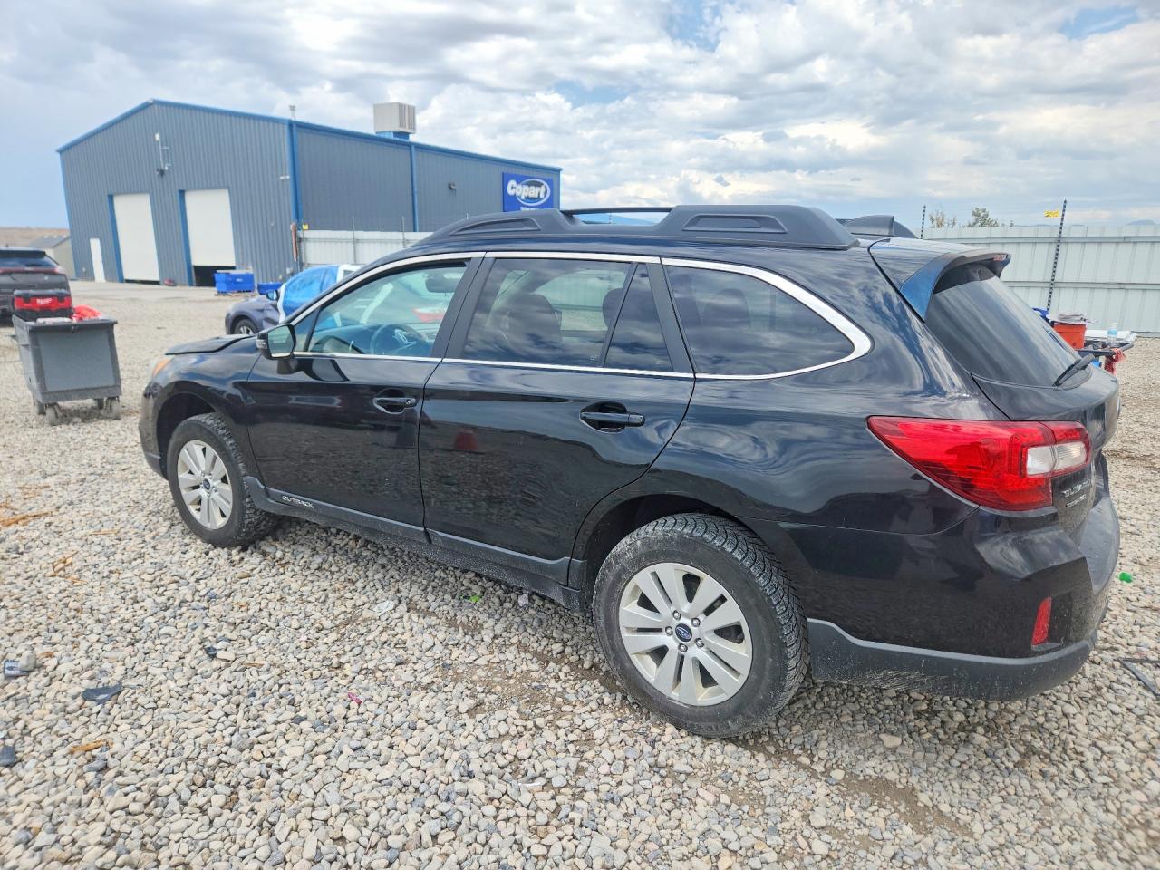 2017 Subaru Outback 2.5i Premium Black vin: 4S4BSAHC6H3251814