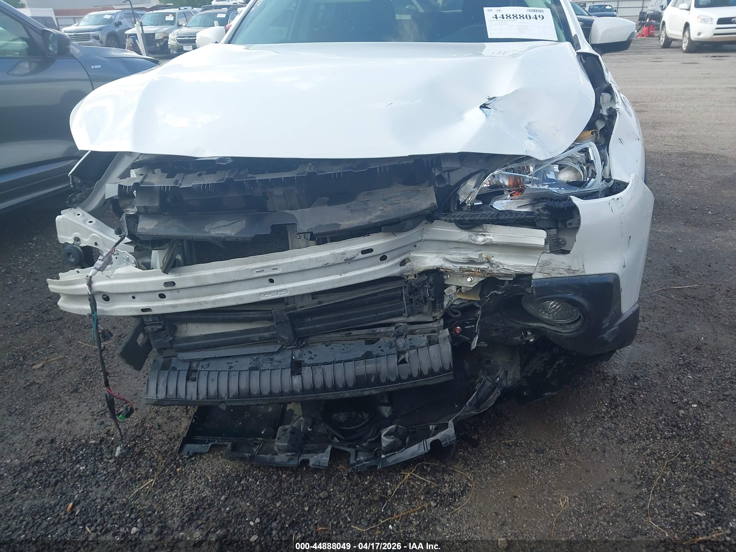 2017 Subaru Outback 2.5i Premium White vin: 4S4BSAHC7H3280190