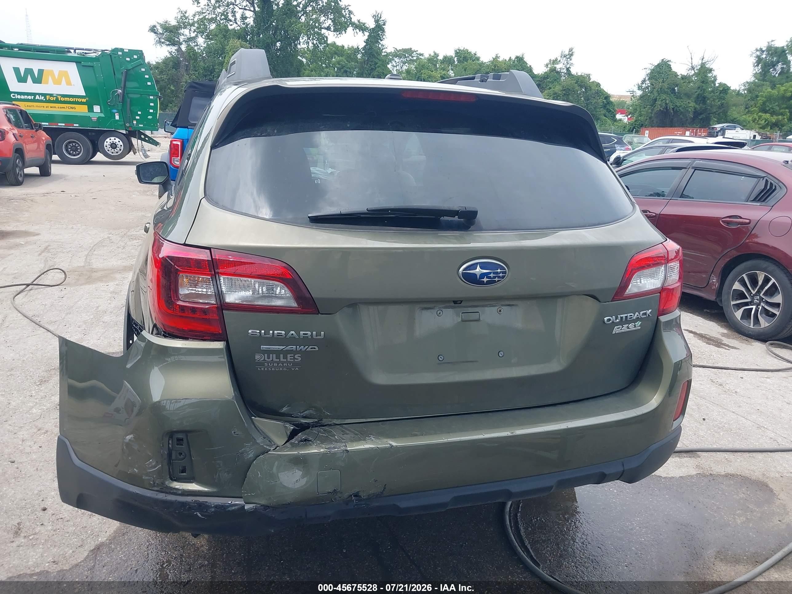 2015 Subaru Outback 2.5i Premium Green vin: 4S4BSAHC9F3288868