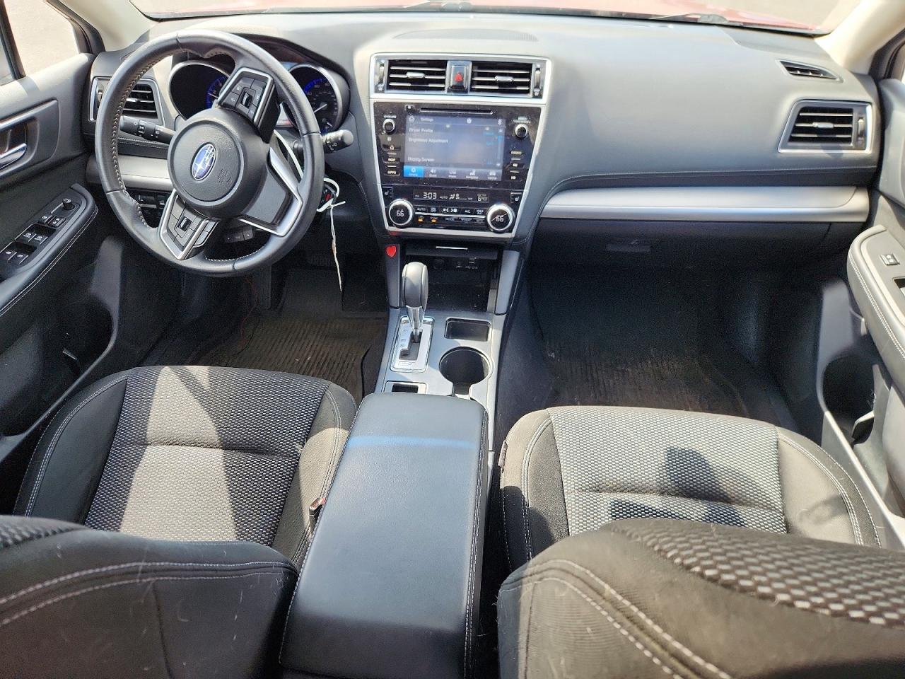 2019 Subaru Outback 2.5i Premium Red vin: 4S4BSAHC9K3212626