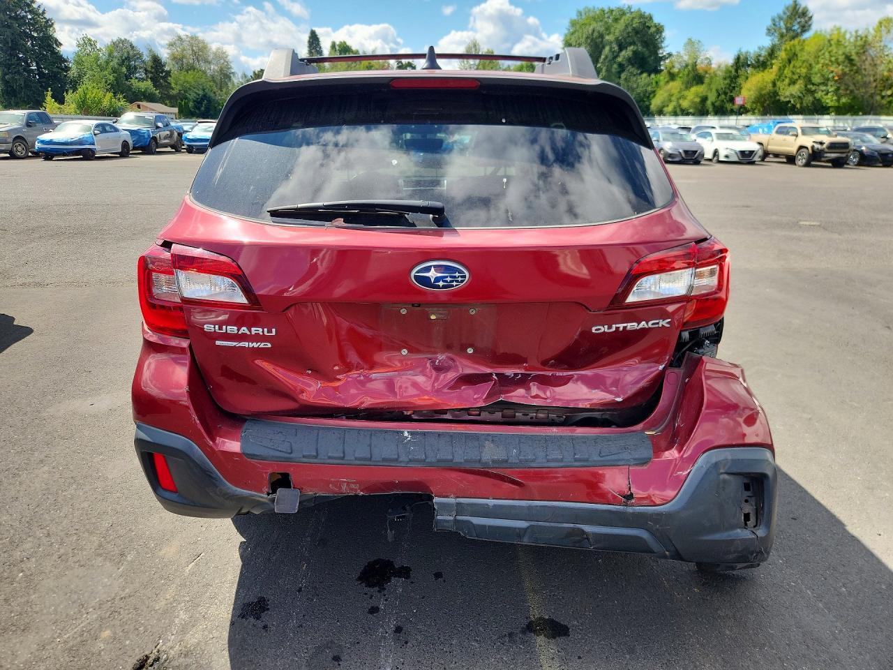 2019 Subaru Outback 2.5i Premium Red vin: 4S4BSAHC9K3212626