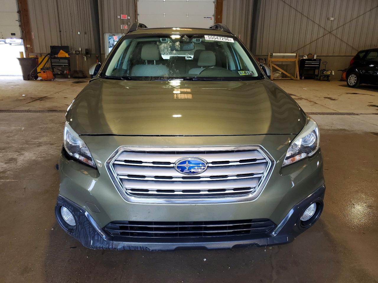 2015 Subaru Outback 2.5i Premium Green vin: 4S4BSAHCXF3286630