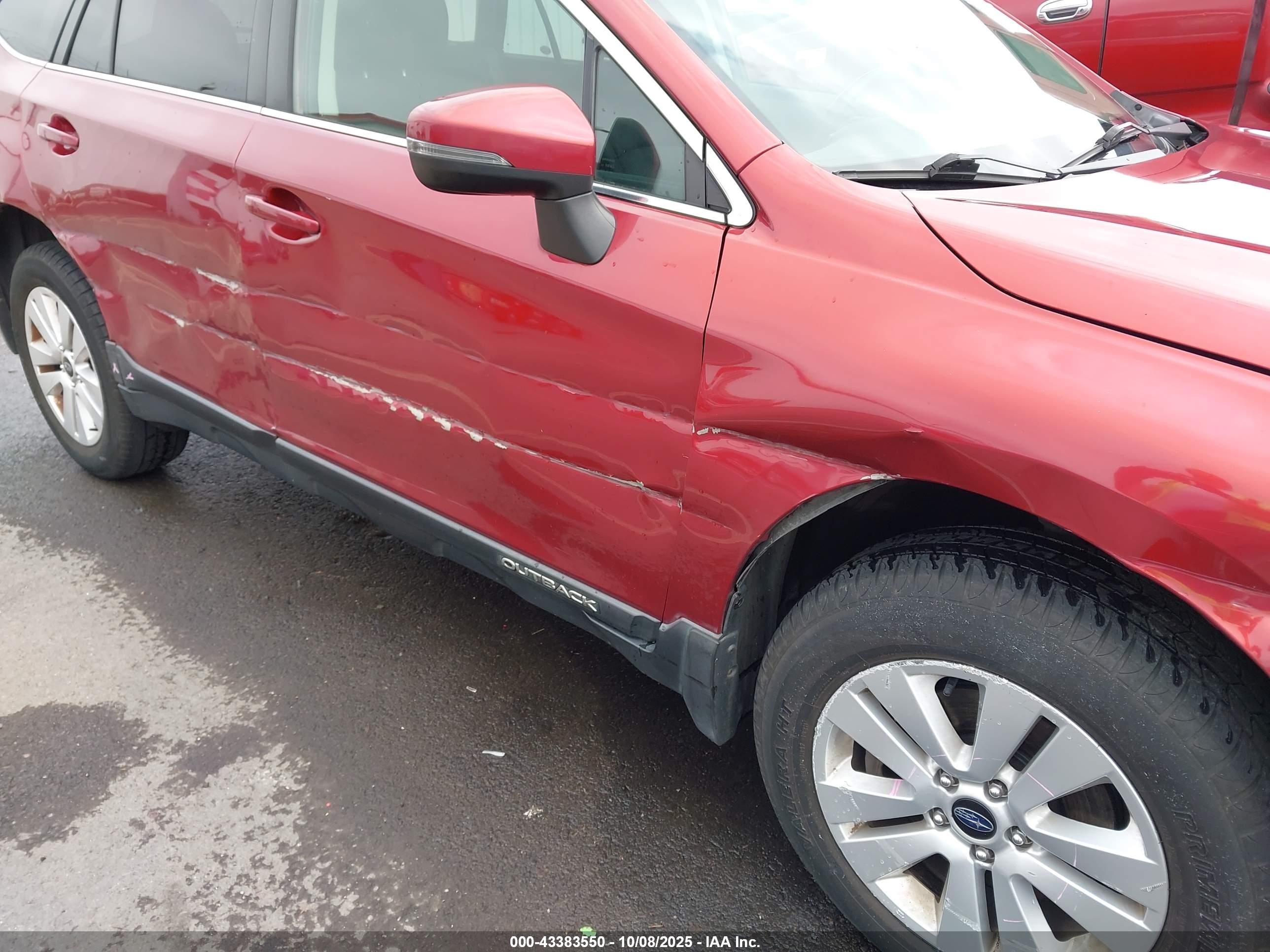 2018 Subaru Outback 2.5i Premium Red vin: 4S4BSAHCXJ3246119