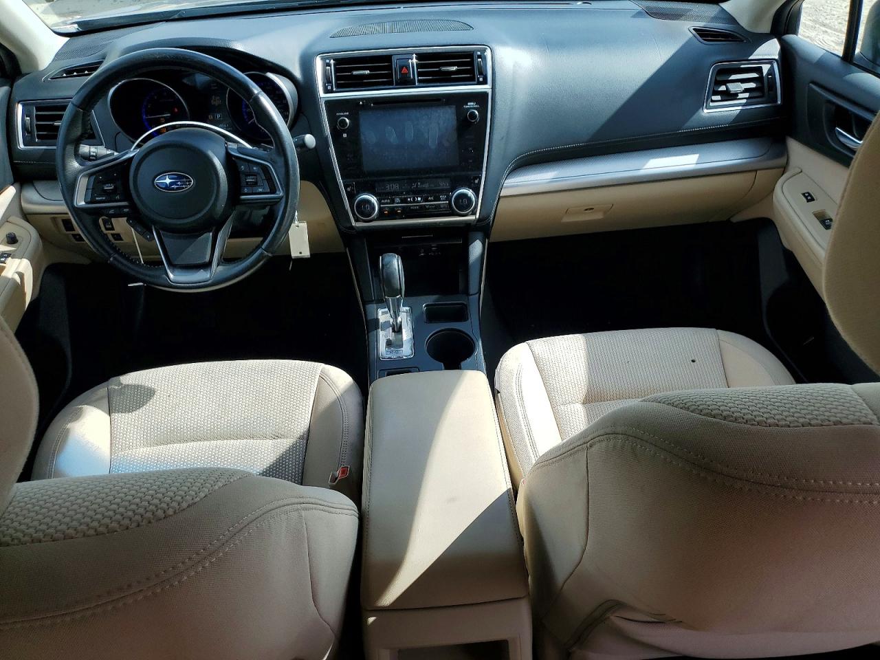 2019 Subaru Outback 2.5i Premium Gray vin: 4S4BSAHCXK3237339