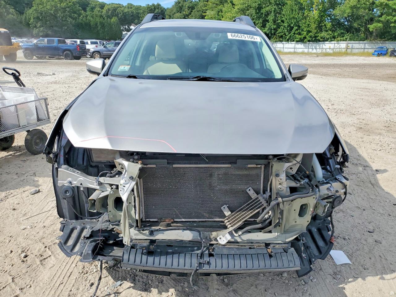 2019 Subaru Outback 2.5i Premium Gray vin: 4S4BSAHCXK3237339