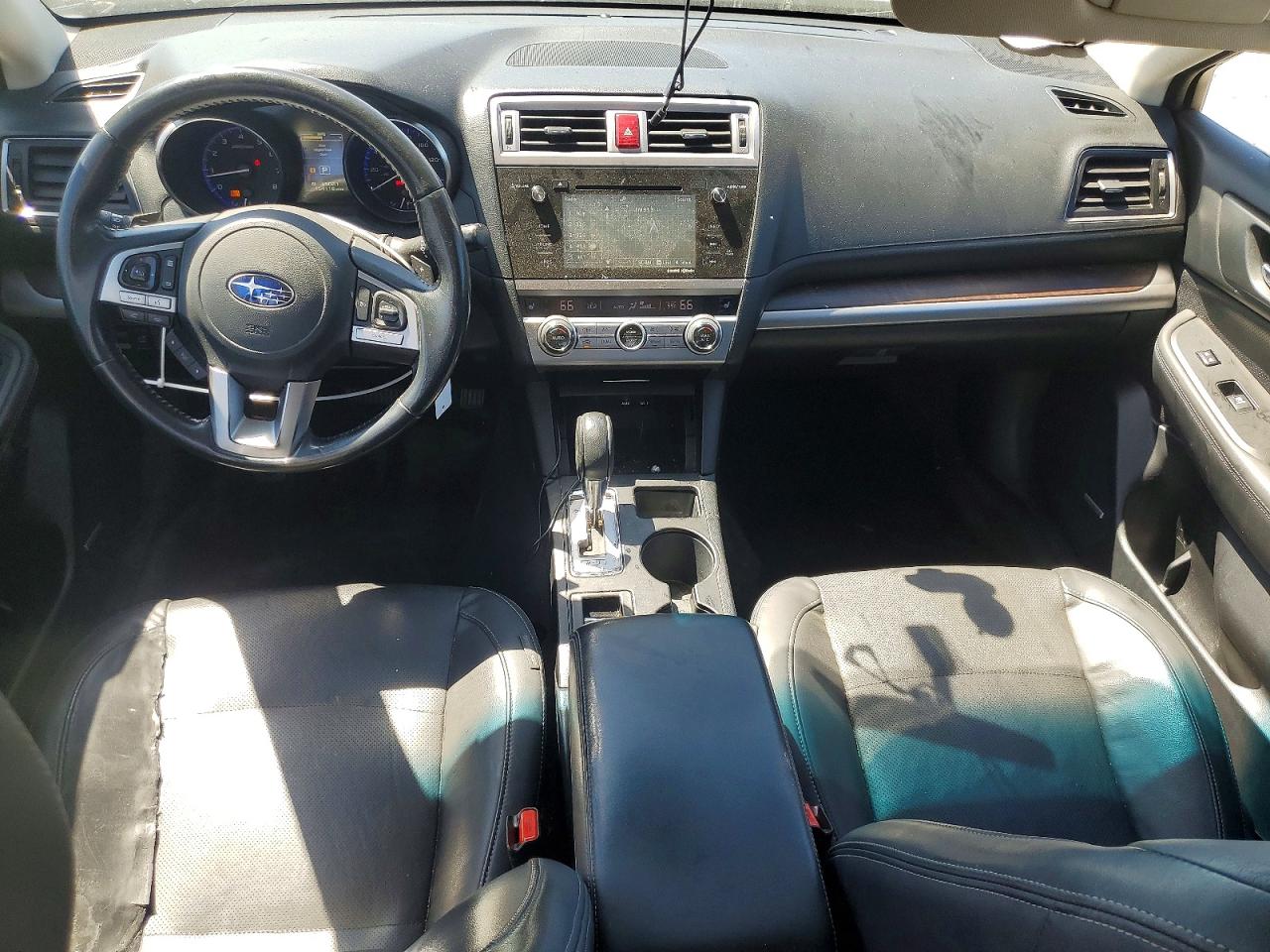 2015 Subaru Outback 2.5i Limited Blue vin: 4S4BSAJC0F3212059