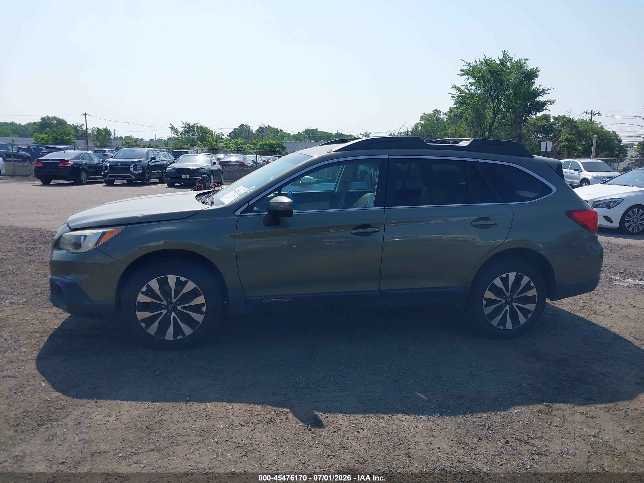2015 Subaru Outback 2.5i Limited Green vin: 4S4BSAJC0F3225250