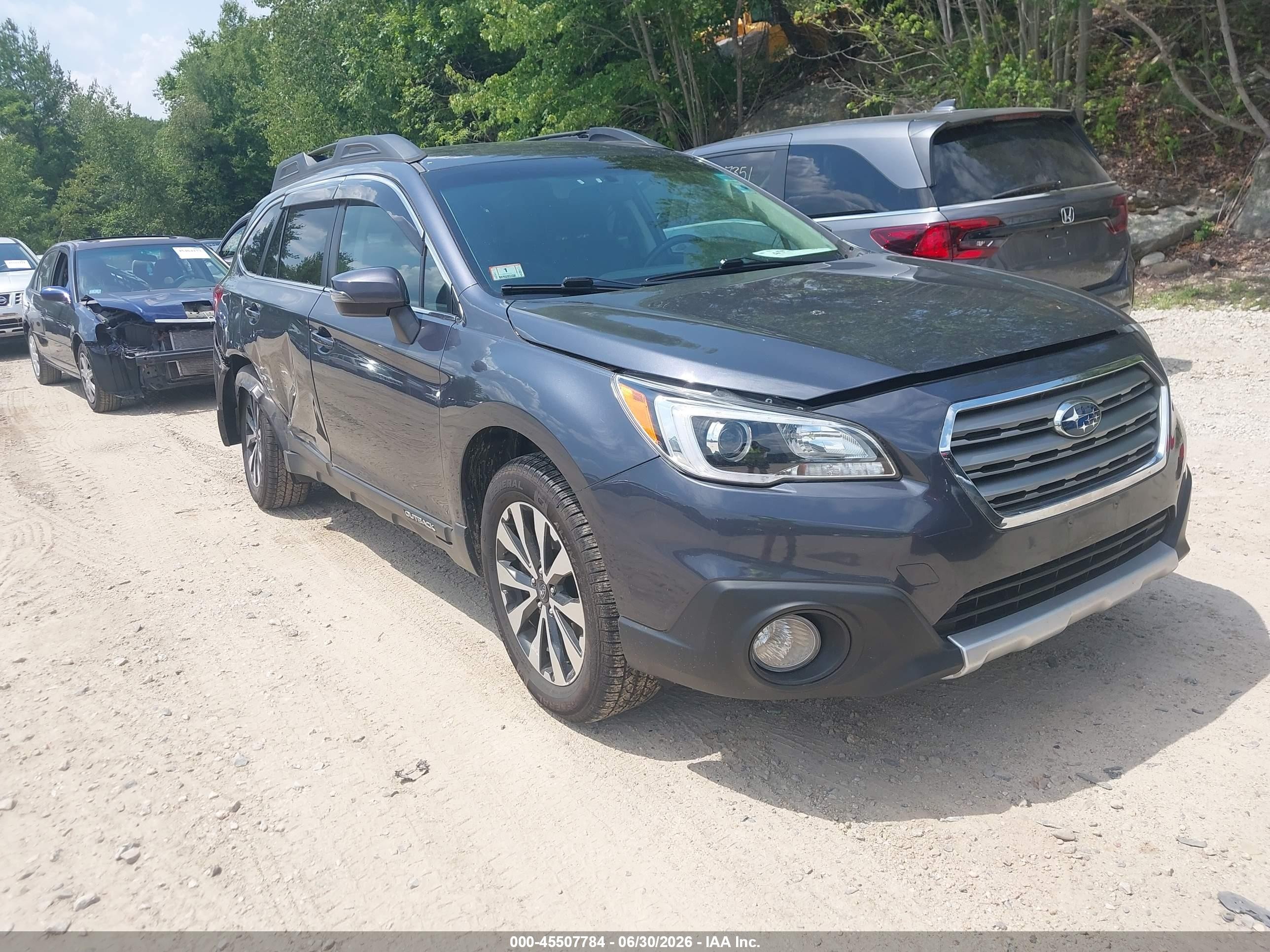 2015 Subaru Outback 2.5i Limited Gray vin: 4S4BSAJC1F3237598
