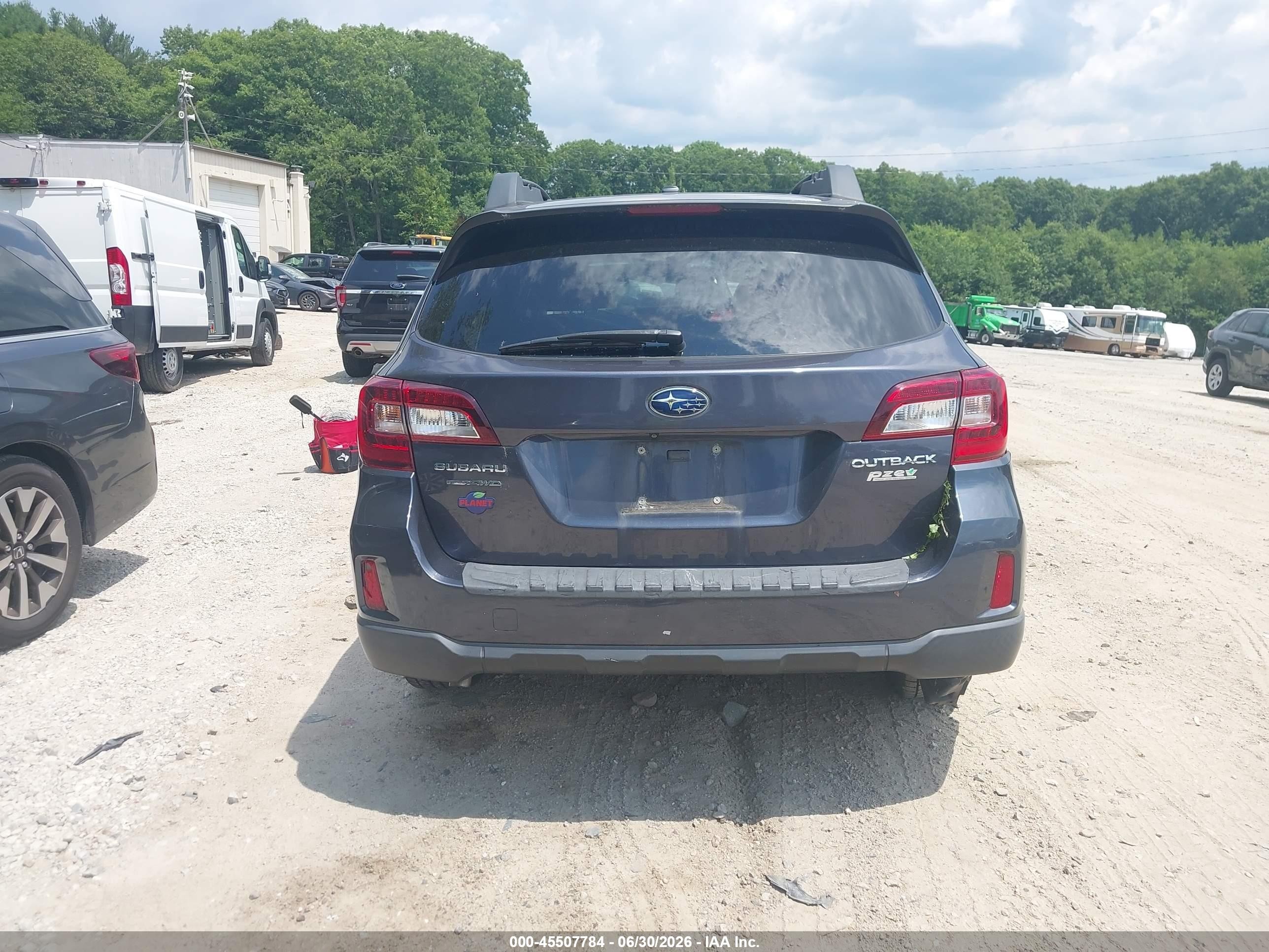 2015 Subaru Outback 2.5i Limited Gray vin: 4S4BSAJC1F3237598