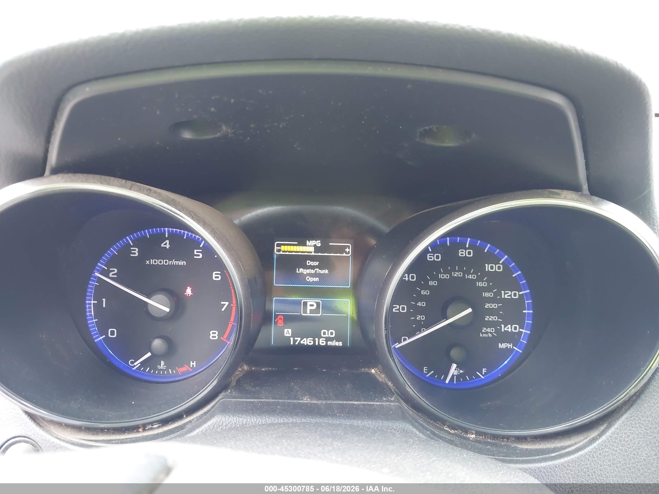 2015 Subaru Outback 2.5i Limited Белый vin: 4S4BSAJC2F3292769