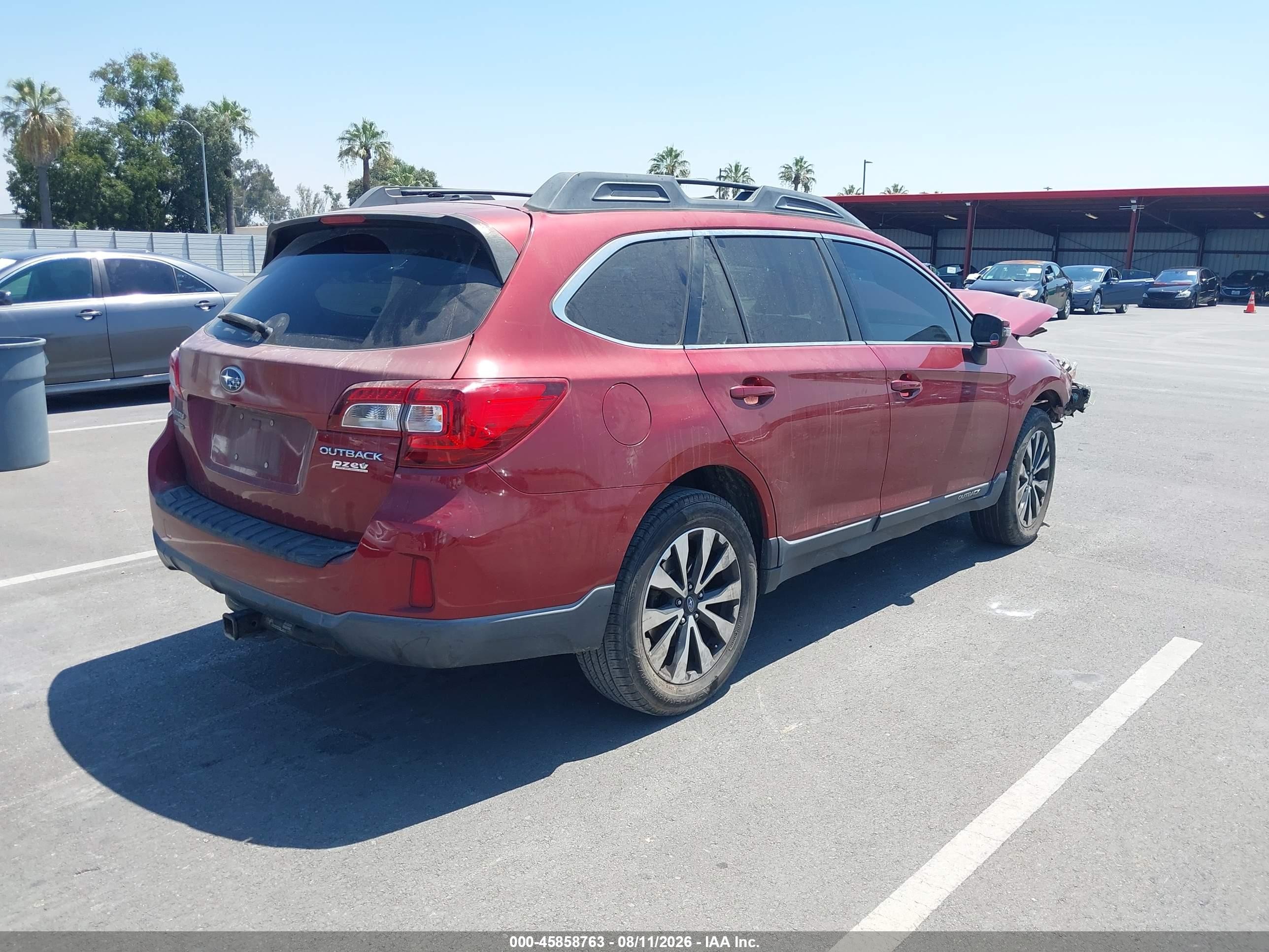 2015 Subaru Outback 2.5i Limited Burgundy vin: 4S4BSAJC3F3214081