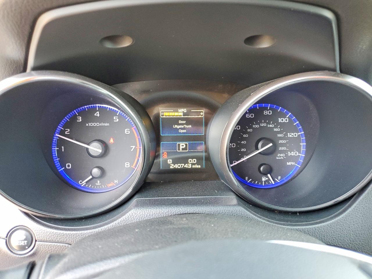2015 Subaru Outback 2.5i Limited Blue vin: 4S4BSAJC3F3263376