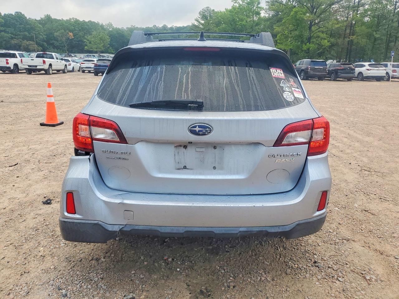 2016 Subaru Outback 2.5i Limited Silver vin: 4S4BSAJC3G3346968