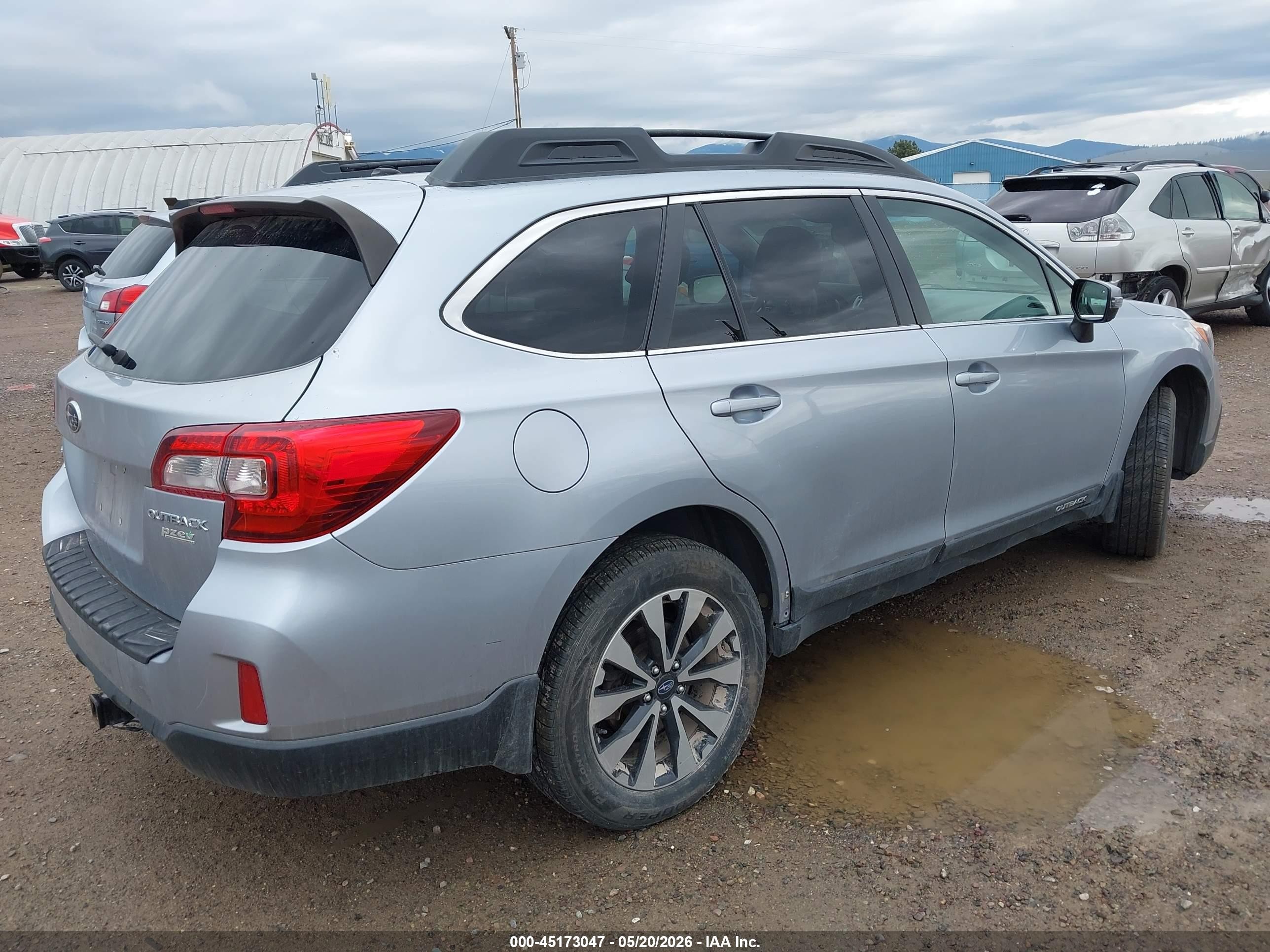 2015 Subaru Outback 2.5i Limited Light Blue vin: 4S4BSAJC4F3268215