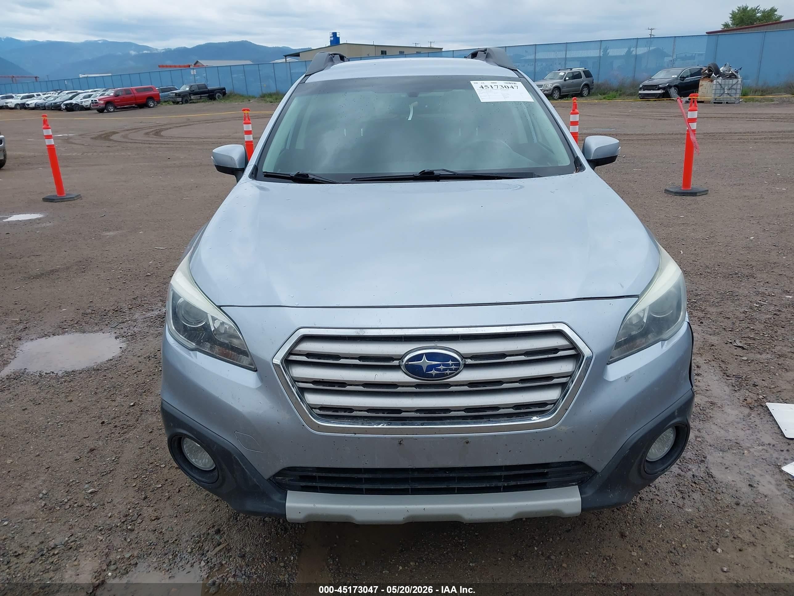 2015 Subaru Outback 2.5i Limited Light Blue vin: 4S4BSAJC4F3268215
