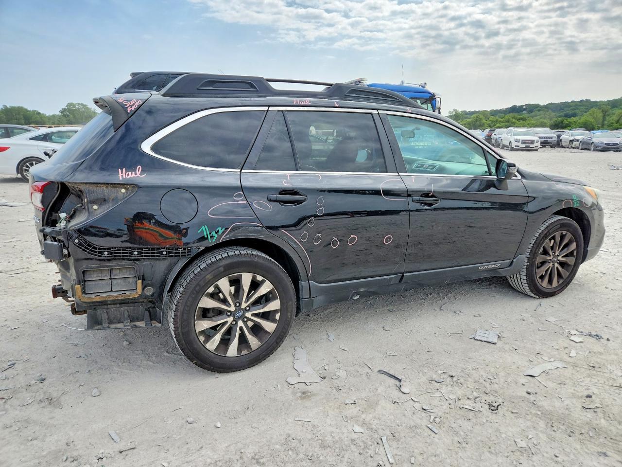 2015 Subaru Outback 2.5i Limited Черный vin: 4S4BSAJC4F3286441