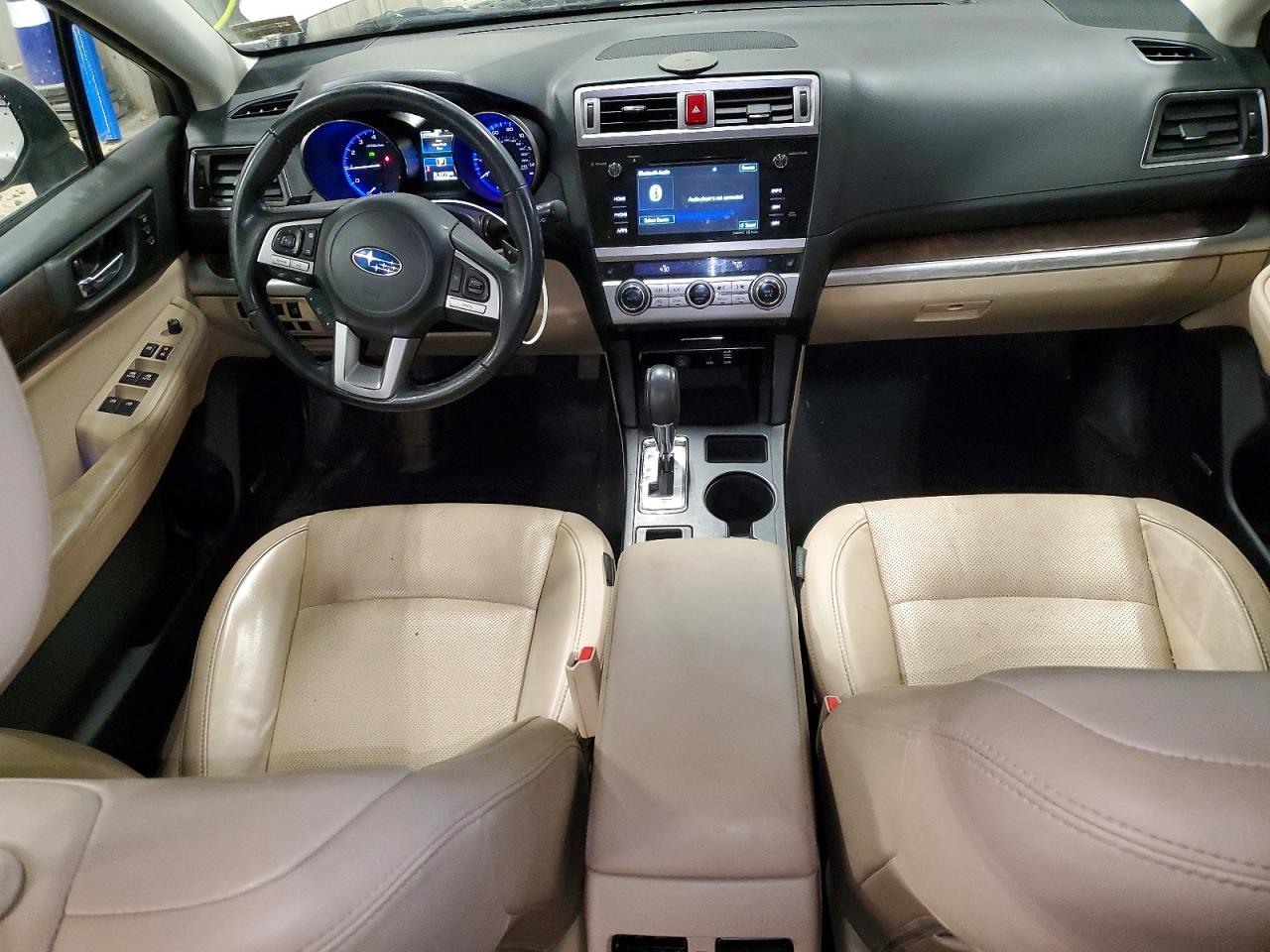 2015 Subaru Outback 2.5i Limited Silver vin: 4S4BSAJC6F3359227