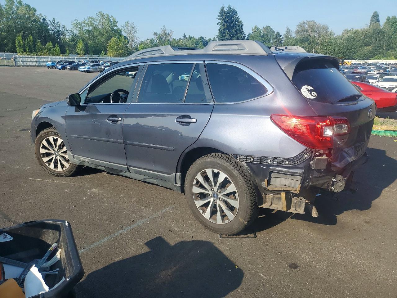 2015 Subaru Outback 2.5i Limited Gray vin: 4S4BSAJC9F3326237