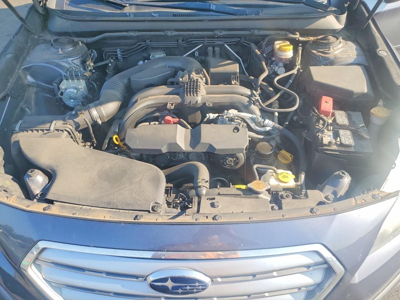 2015 Subaru Outback 2.5i Limited Gray vin: 4S4BSAJC9F3326237