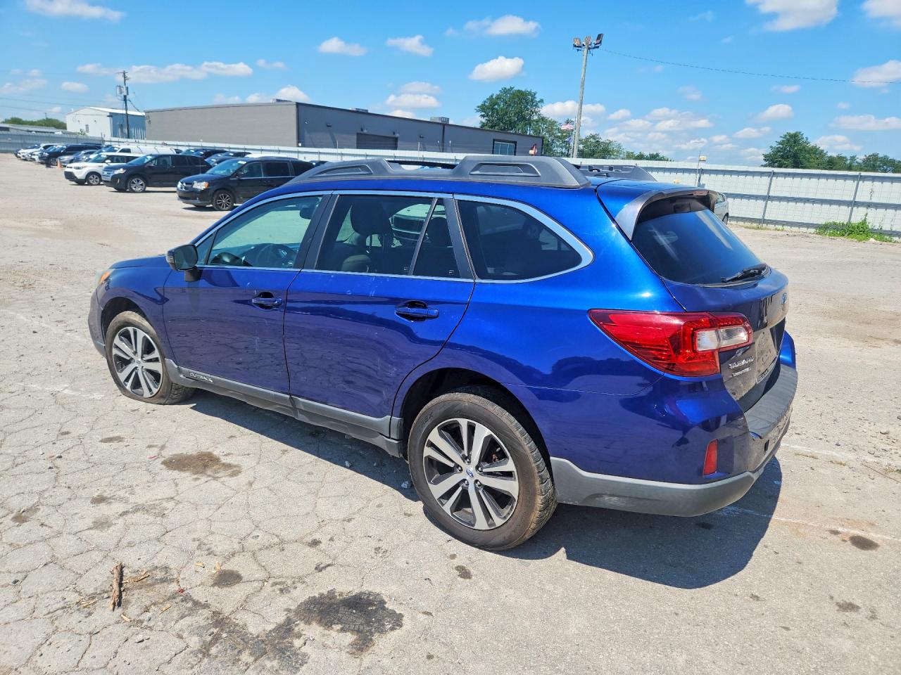 2015 Subaru Outback 2.5i Limited Blue vin: 4S4BSAJCXF3217852
