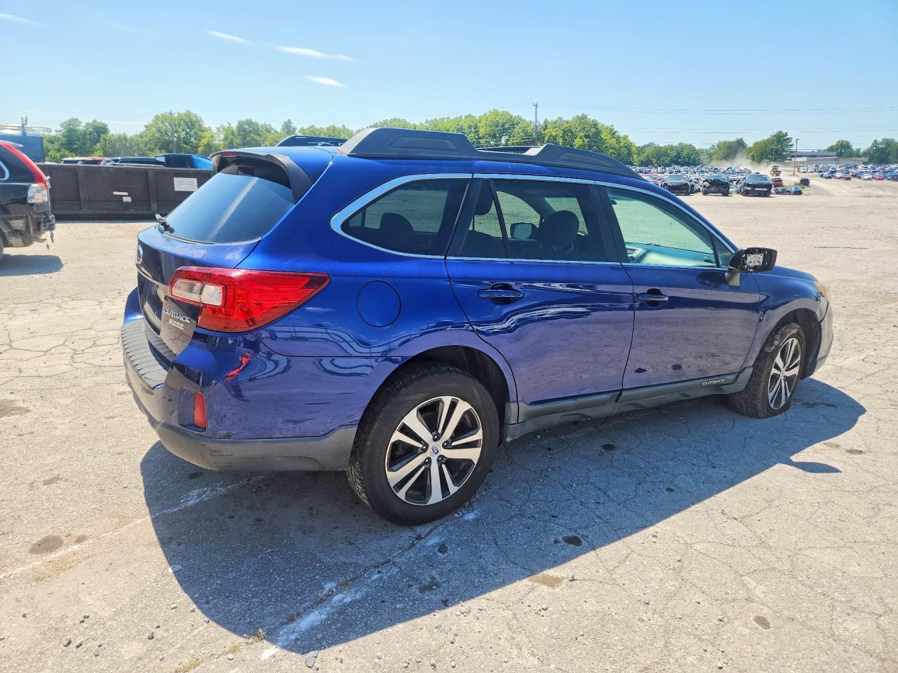 2015 Subaru Outback 2.5i Limited Blue vin: 4S4BSAJCXF3217852