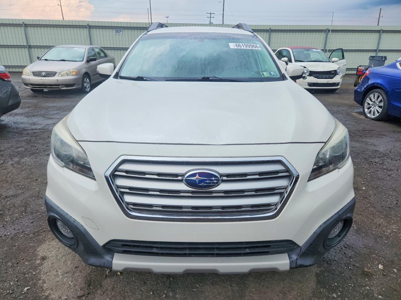 2015 Subaru Outback 2.5i Limited White vin: 4S4BSAJCXF3341488