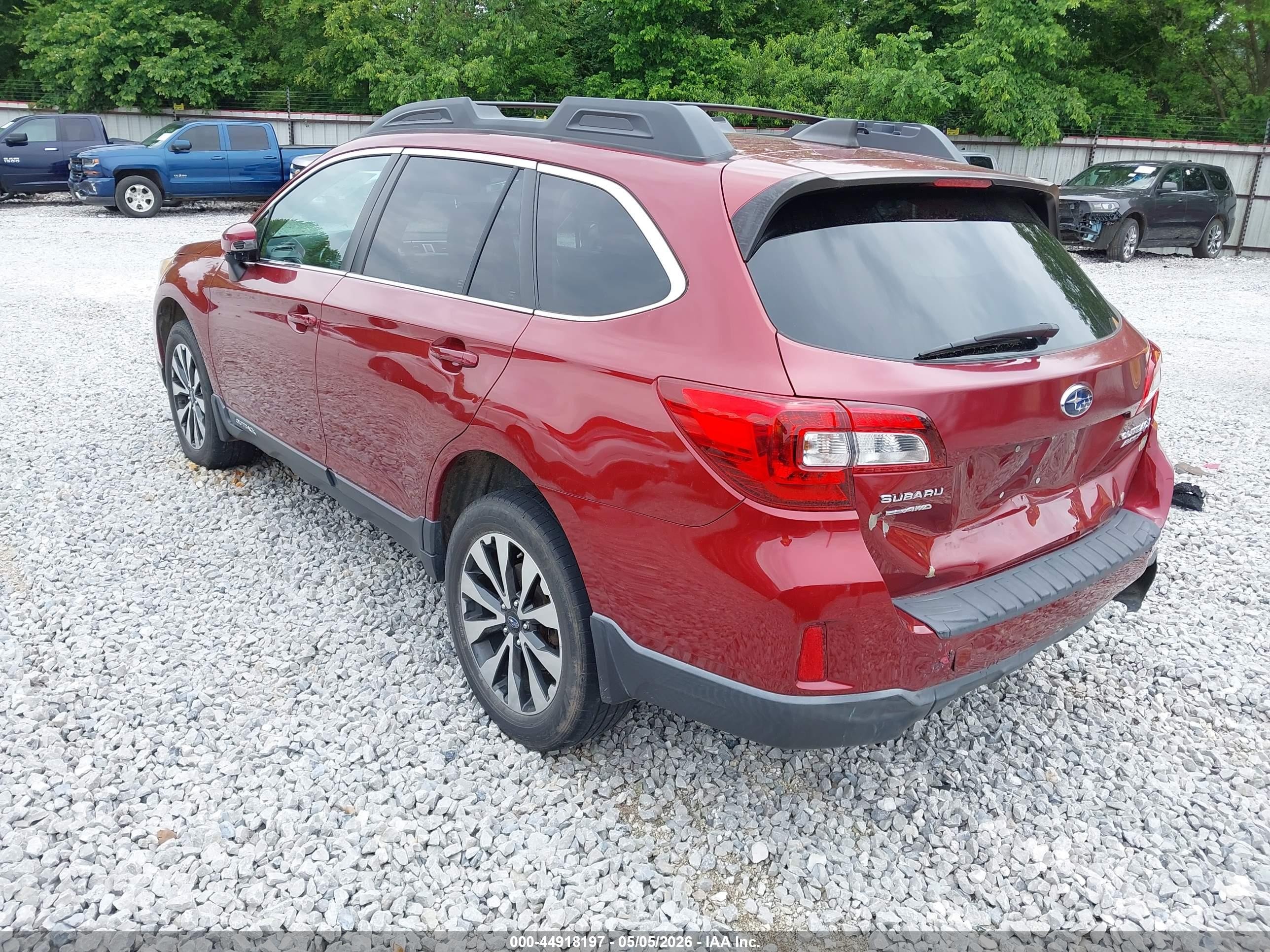 2017 Subaru Outback 2.5i Limited Бордовый vin: 4S4BSAKC6H3214822