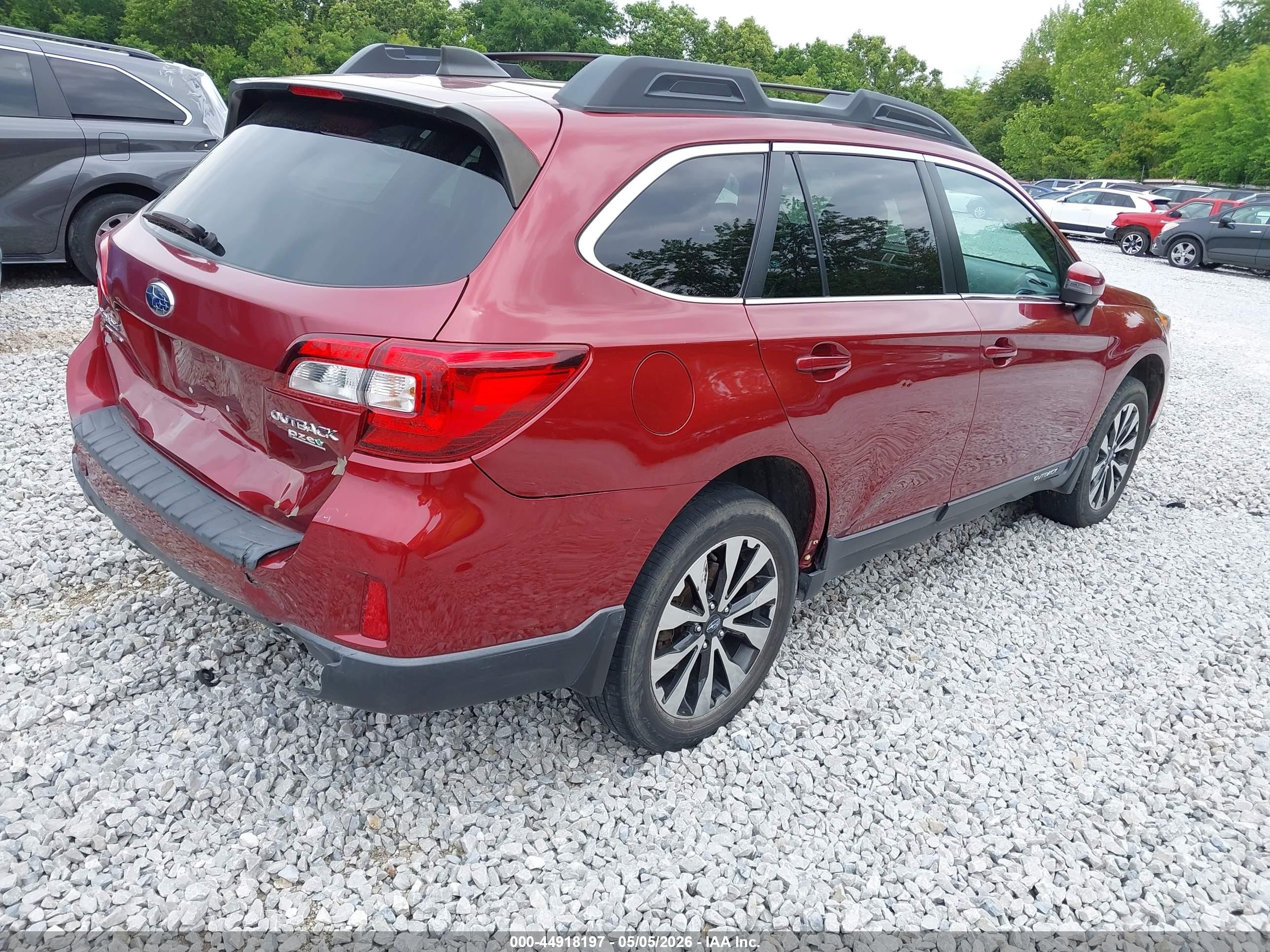 2017 Subaru Outback 2.5i Limited Бордовый vin: 4S4BSAKC6H3214822