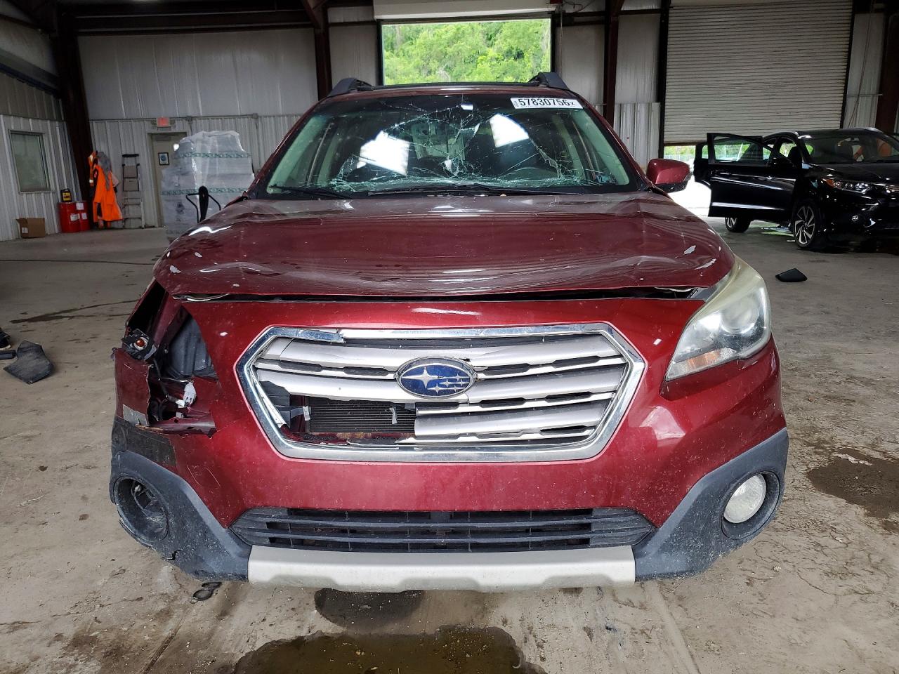 2015 Subaru Outback 2.5i Limited Red vin: 4S4BSALC0F3201687