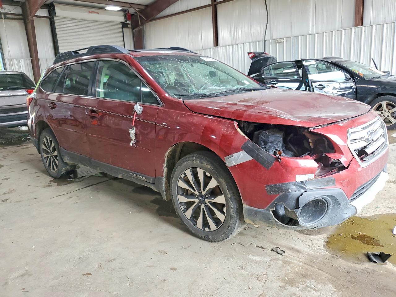 2015 Subaru Outback 2.5i Limited Red vin: 4S4BSALC0F3201687